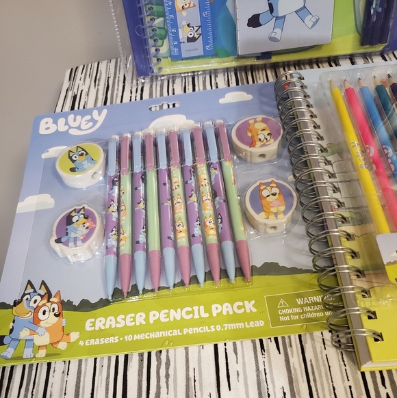 Bluey Stationery Set Over 45 Pieces - Picture 6 of 6